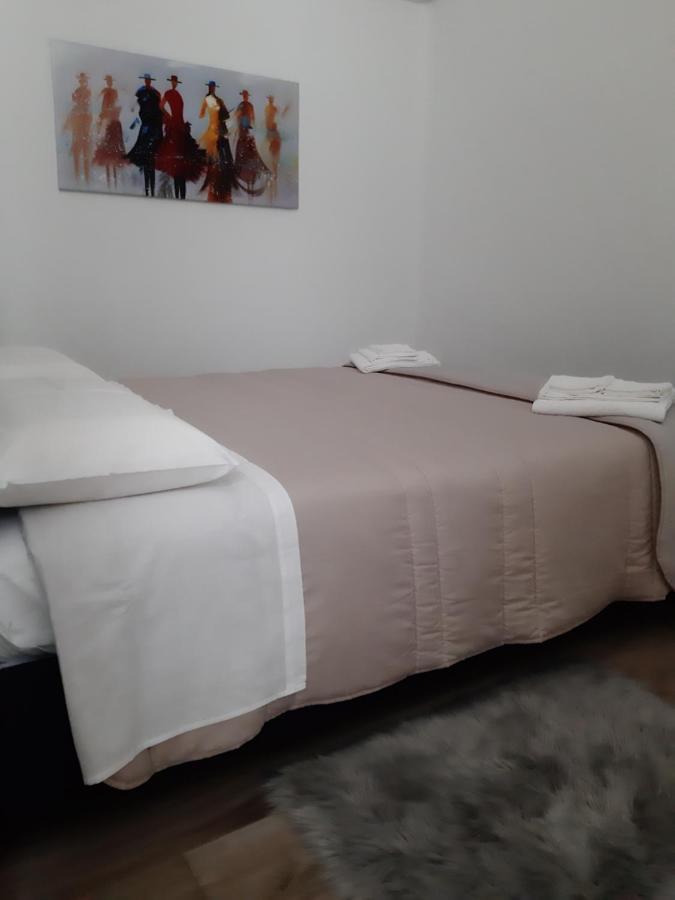 Casa Lucia Lejlighed Bari Eksteriør billede